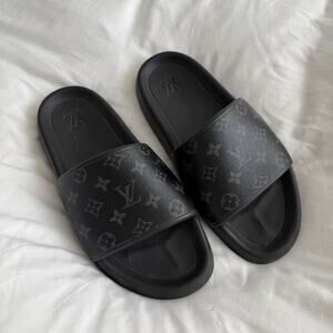Louis Vuitton | Shoes | Louis Vuitton Authentic Mens Black  display picture 1